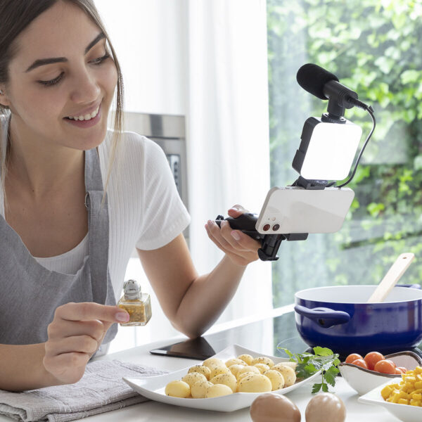 Vlogging Kit mit Licht, Mikrofon und Fernbedienung Plodni InnovaGoods 6 Stücke – Bild 5