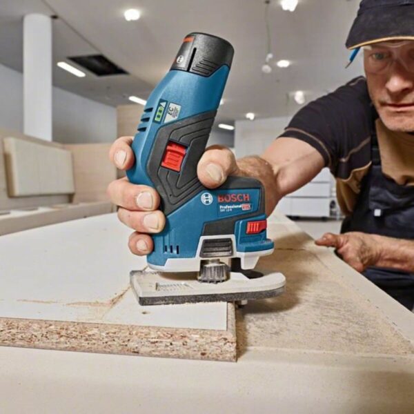 Kantenfräsmaschine BOSCH GKF 12V -8 Professional 36 W – Bild 2