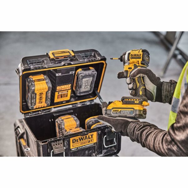 Batterieladegerät Dewalt DWST83471 – Bild 4